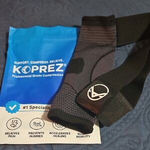 Black Compression Athletic Socks